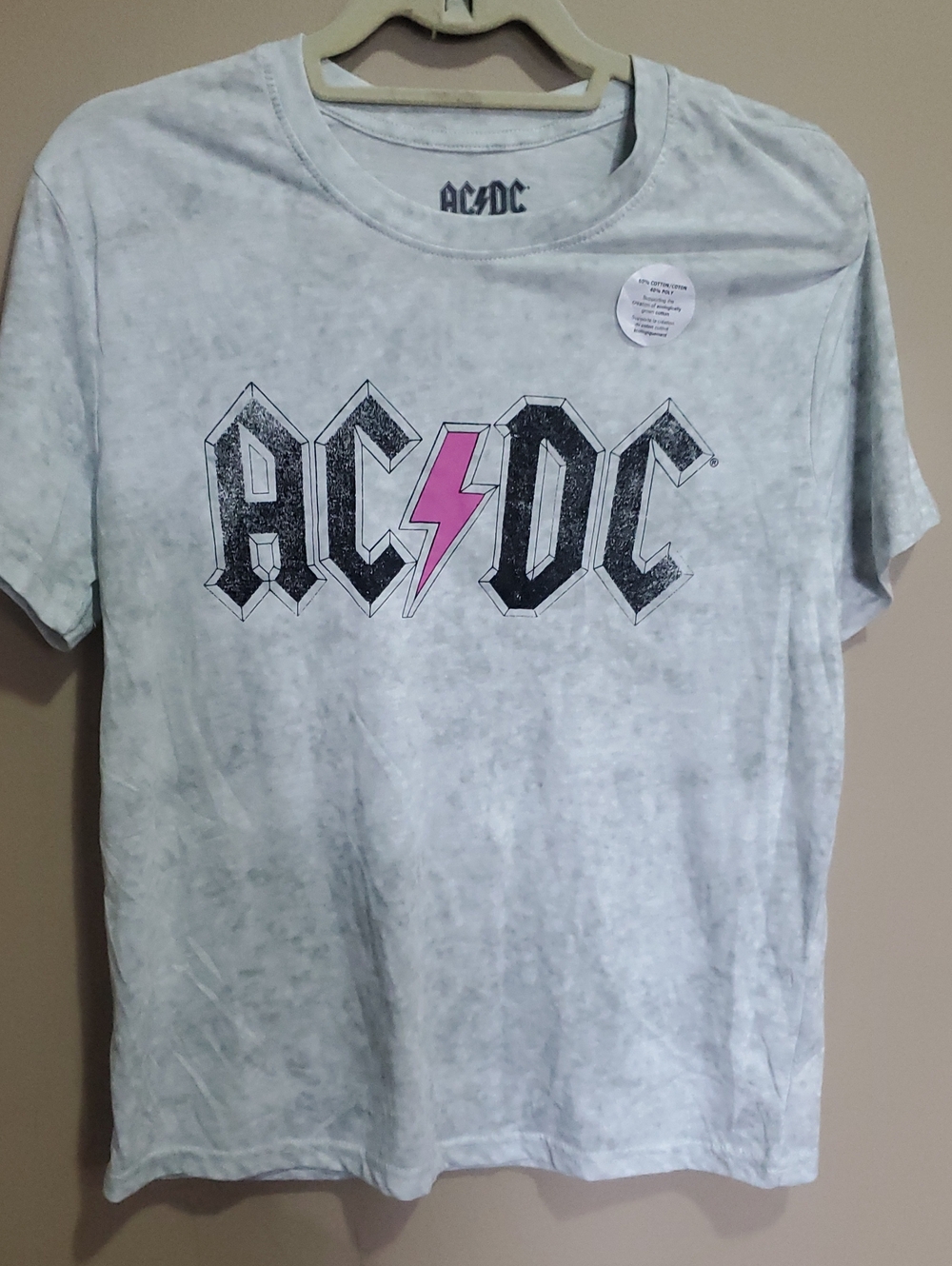 AC/DC Light Gray Tee with Pink Lightning Graphic Size medium